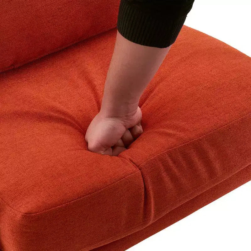 Chaise de loisirs d'intérieur en lin avec accoudoirs et dossier en bois massif et cadre en fer, dossier haut.