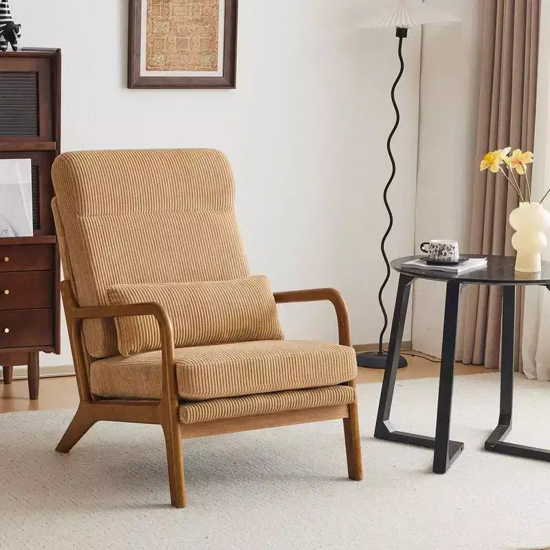 Chaise de loisirs d'intérieur en lin avec accoudoirs et dossier en bois massif et cadre en fer, dossier haut.